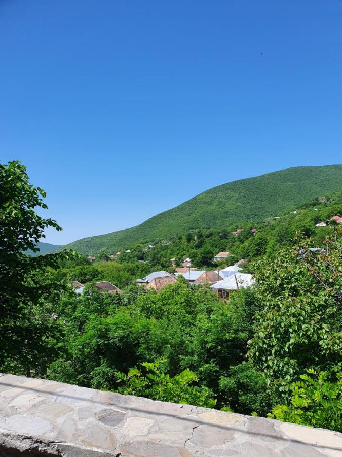 Sheki Avtovagzal Motel Exterior foto